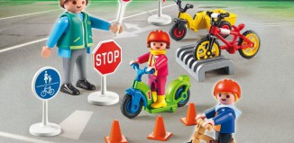 Playmobil - 5571 - Children with Crossing Guard
