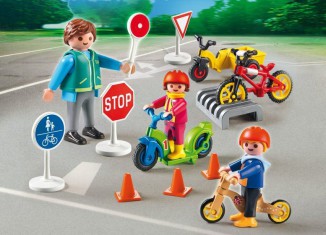 Playmobil - 5571 - Children with Crossing Guard